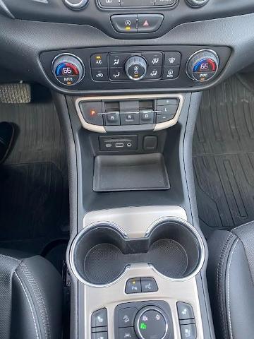2022 GMC Terrain Vehicle Photo in APPLETON, WI 54914-8833