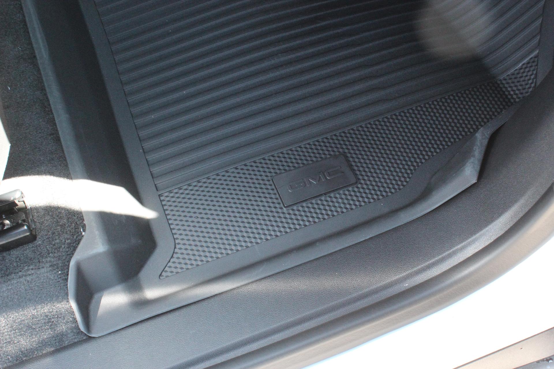 2025 GMC Acadia Vehicle Photo in AURORA, CO 80012-4011