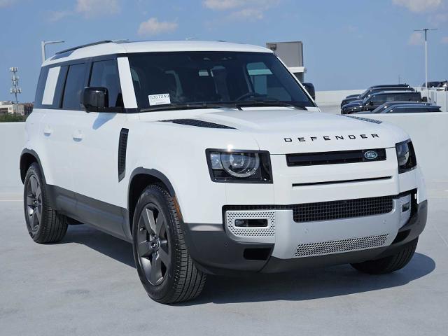 2025 Defender Vehicle Photo in AUSTIN, TX 78717