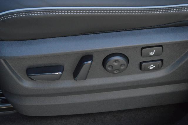 2025 INFINITI QX80 Vehicle Photo in Houston, TX 77090