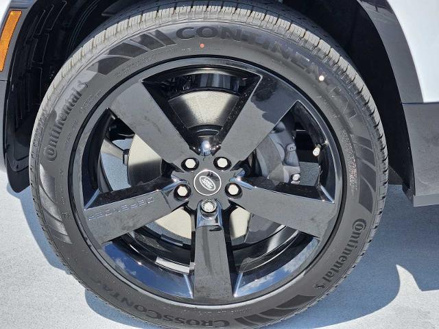 2025 Defender Vehicle Photo in AUSTIN, TX 78717