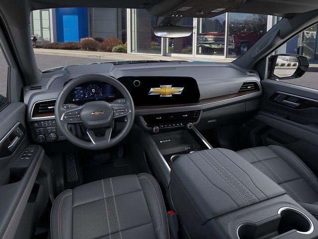 2025 Chevrolet Suburban Vehicle Photo in DANBURY, CT 06810-5034