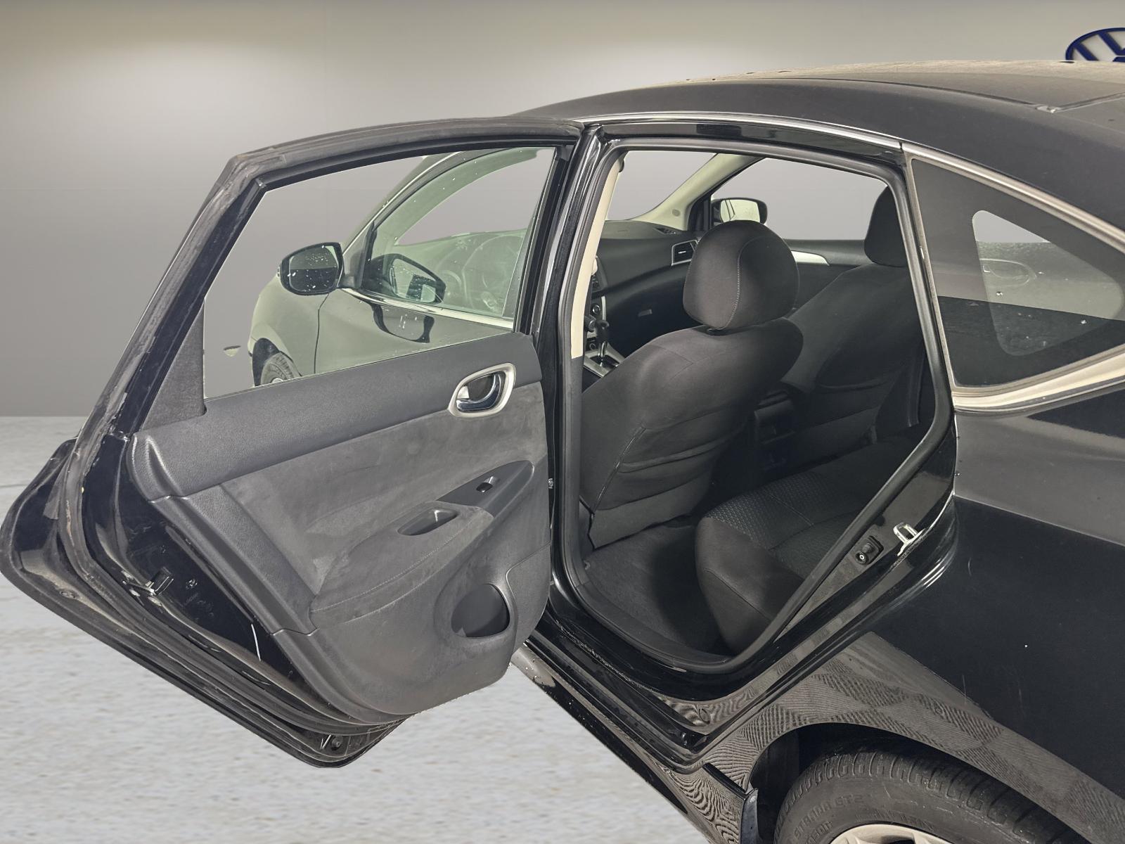 2015 Nissan Sentra Vehicle Photo in Georgetown, TX 78626