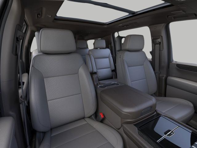 2025 GMC Yukon XL Vehicle Photo in GREEN BAY, WI 54303-3330