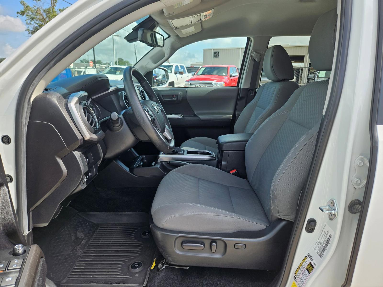 2023 Toyota Tacoma 4WD Vehicle Photo in Seguin, TX 78155