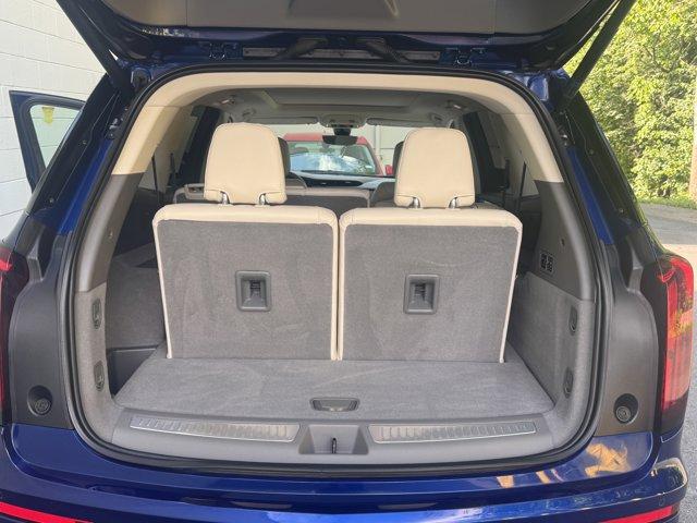 2024 Cadillac XT6 Vehicle Photo in LEOMINSTER, MA 01453-2952