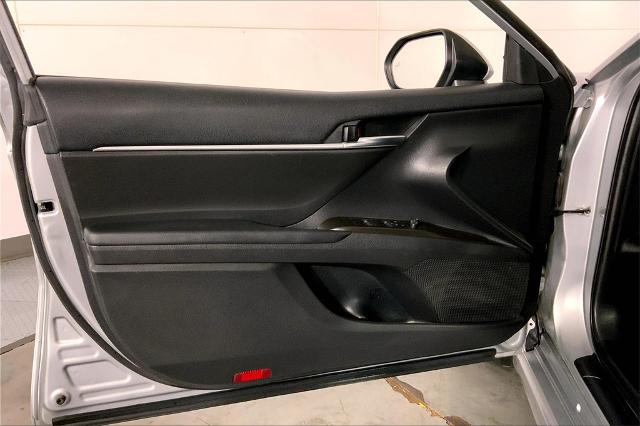 2022 Toyota Camry Vehicle Photo in Lees Summit, MO 64086