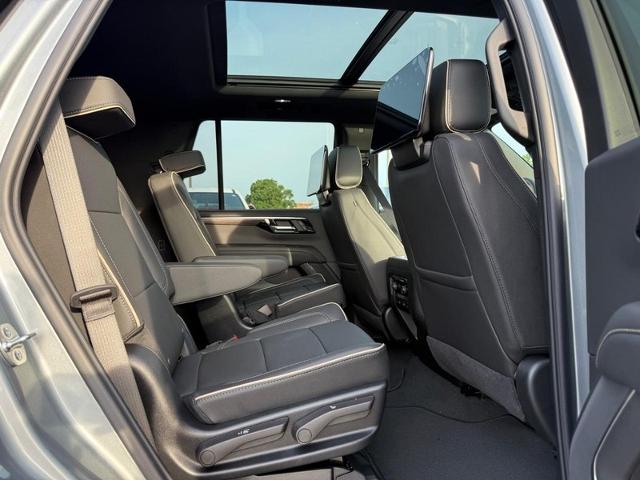 2025 Chevrolet Tahoe Vehicle Photo in COLUMBIA, MO 65203-3903