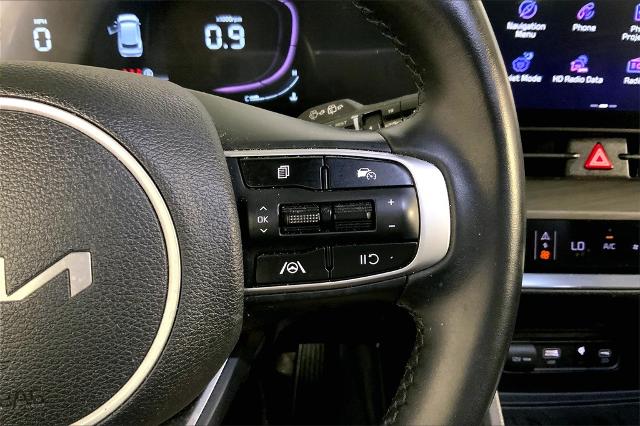 2023 Kia Sportage Vehicle Photo in Lees Summit, MO 64086