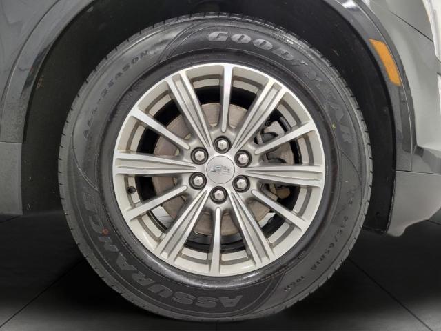 2017 Cadillac XT5 Vehicle Photo in APPLETON, WI 54914-4656
