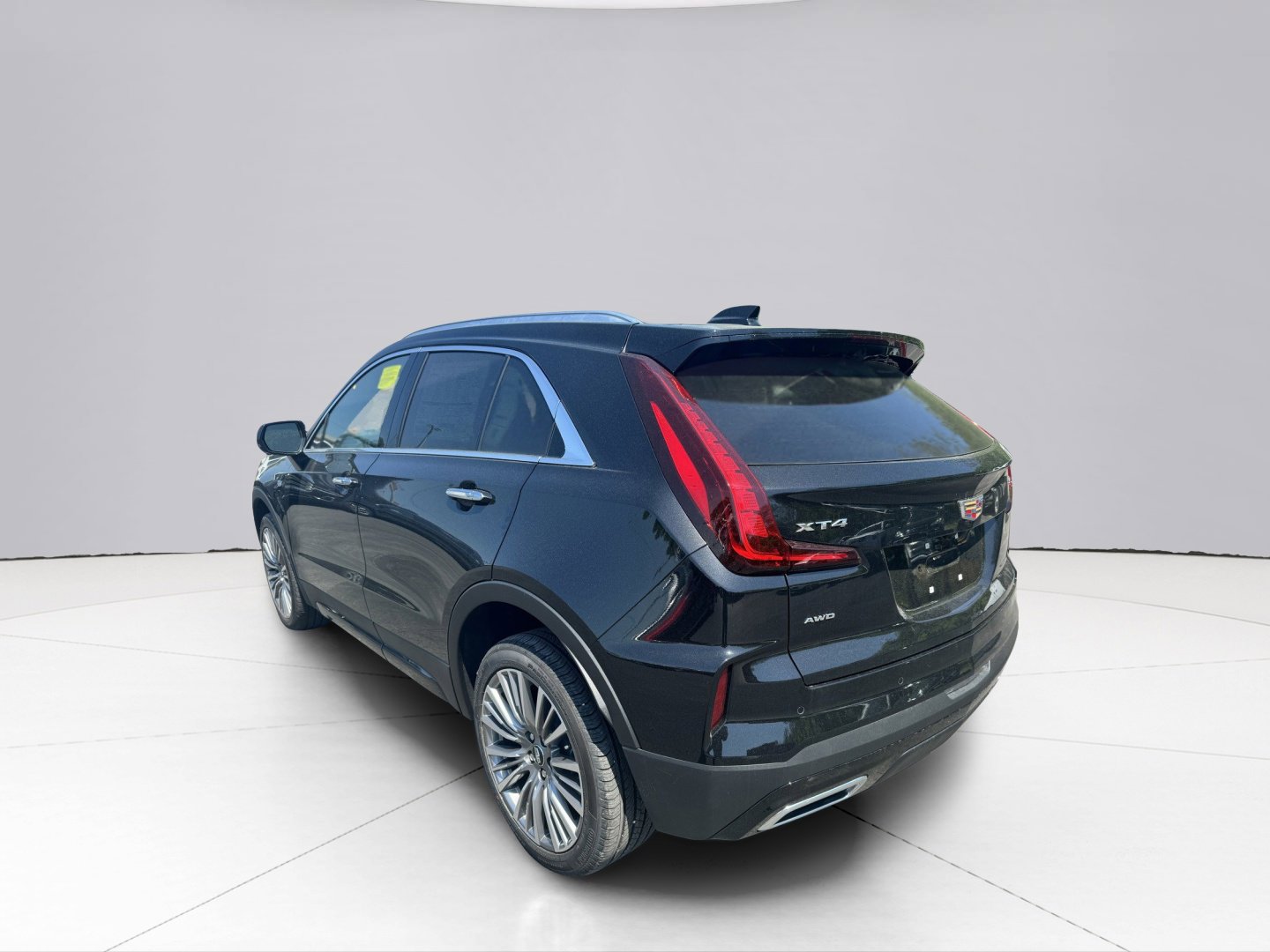 2024 Cadillac XT4 Vehicle Photo in LEOMINSTER, MA 01453-2952