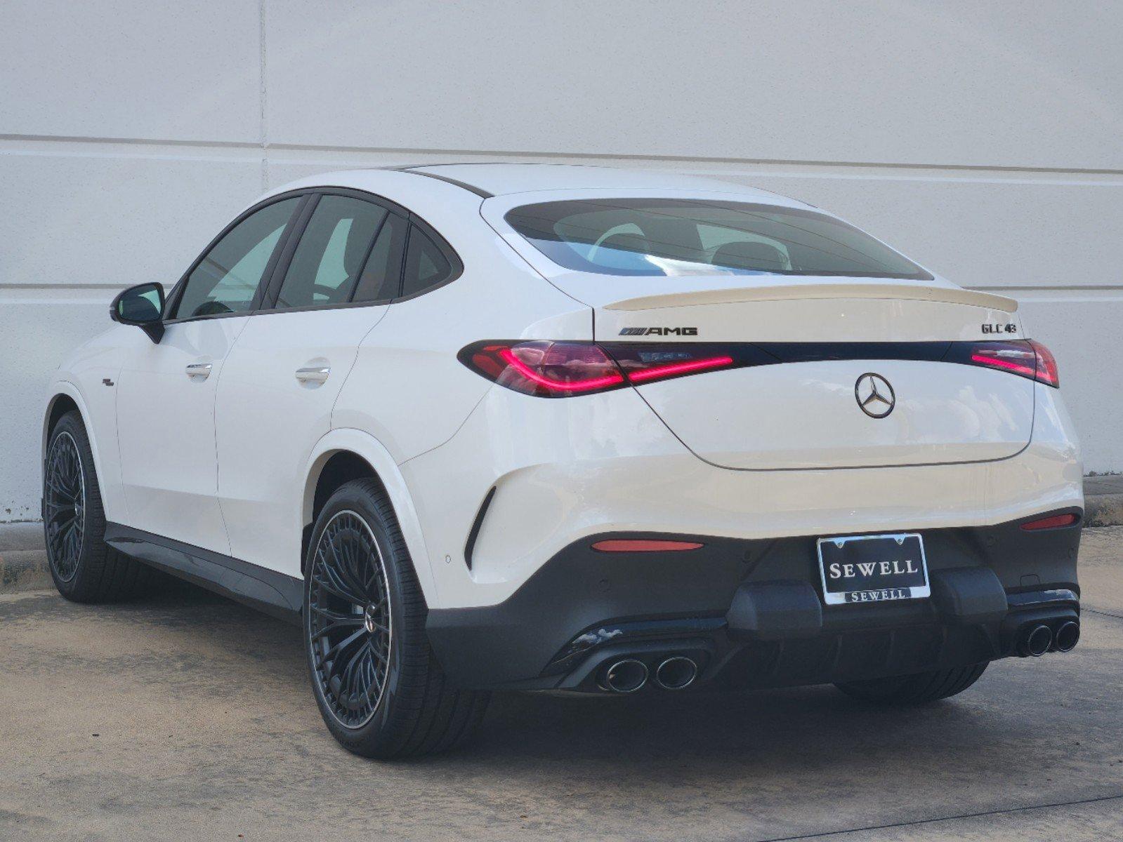 2025 Mercedes-Benz GLC Vehicle Photo in HOUSTON, TX 77079