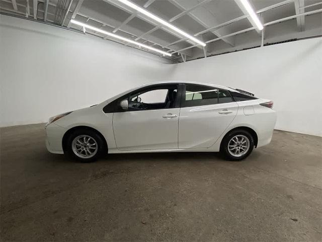 2016 Toyota Prius Vehicle Photo in PORTLAND, OR 97225-3518