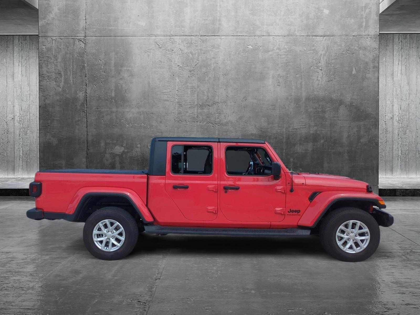 2023 Jeep Gladiator Vehicle Photo in Pembroke Pines, FL 33027