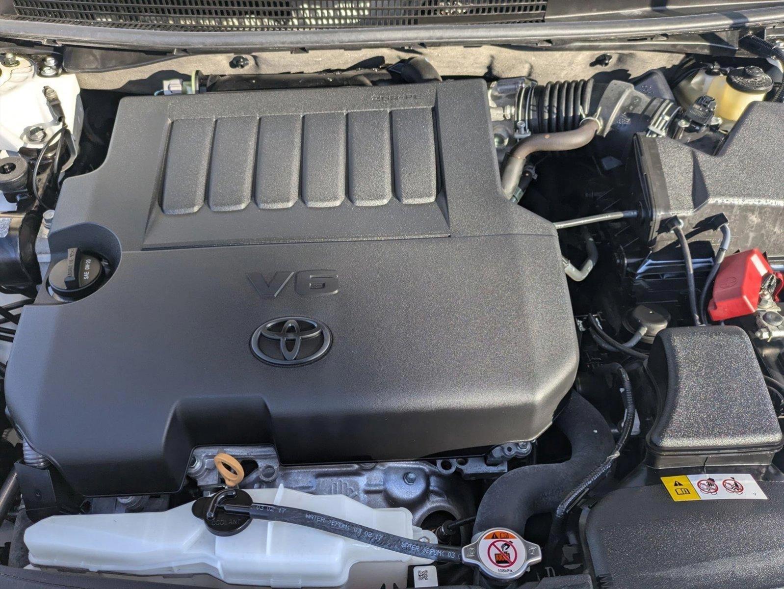 2018 Toyota Avalon Vehicle Photo in LONE TREE, CO 80124-2750