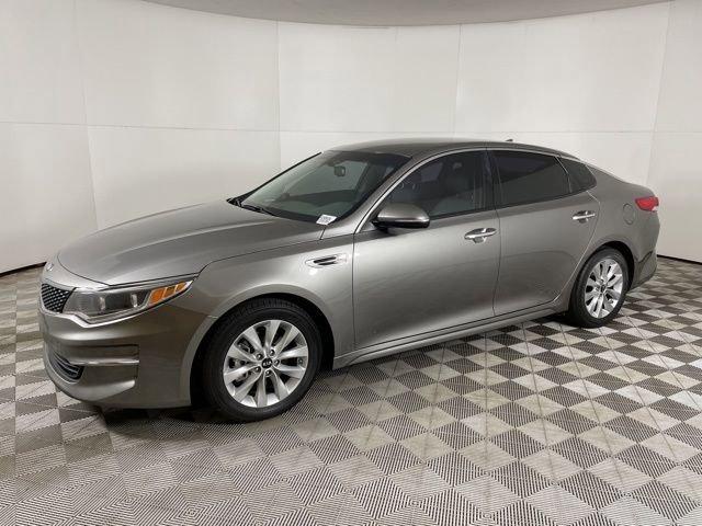 2016 Kia Optima Vehicle Photo in PHOENIX, AZ 85014-3381