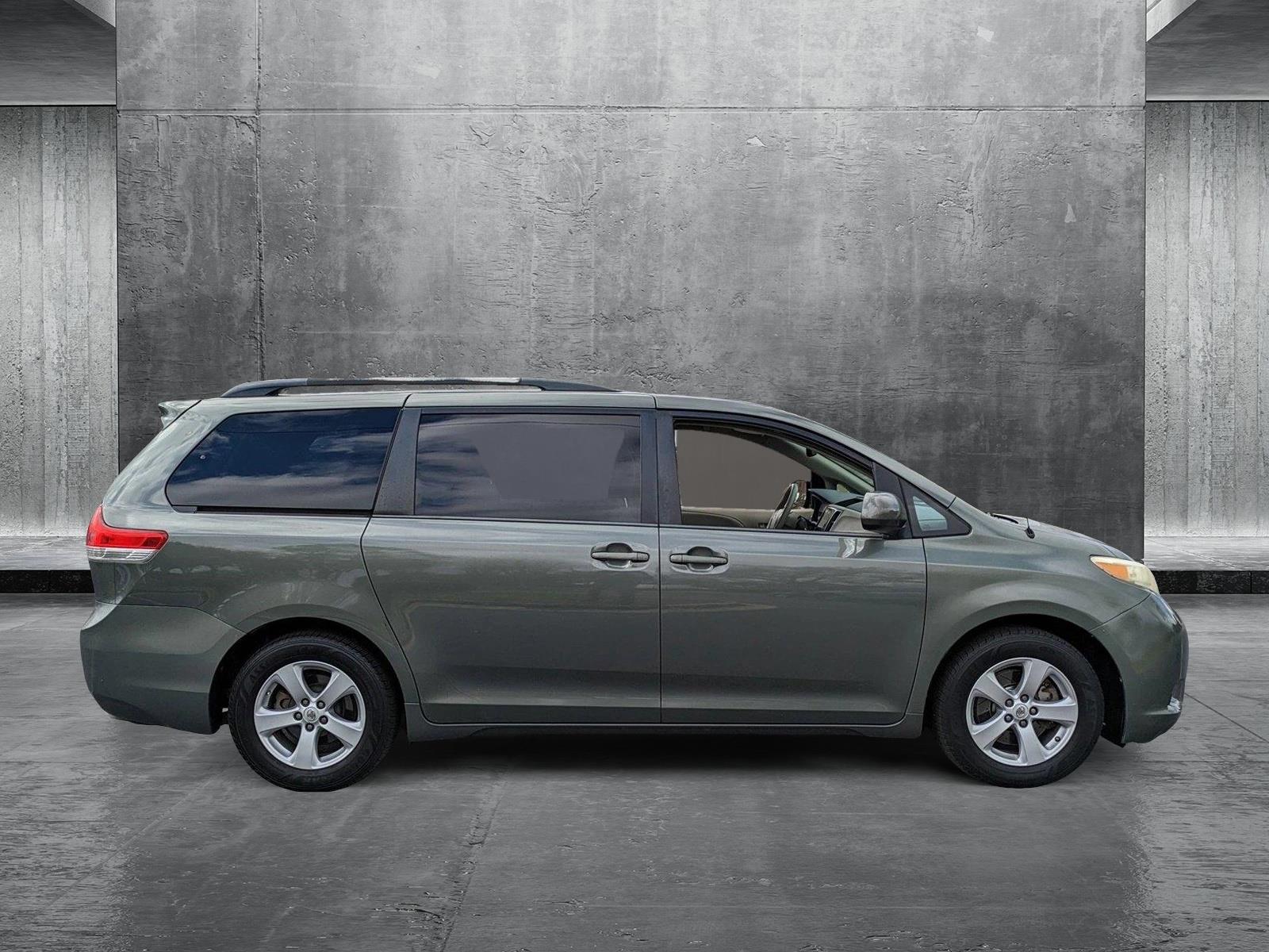 2013 Toyota Sienna Vehicle Photo in Sanford, FL 32771