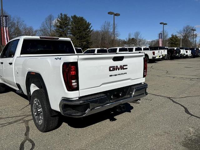 2025 GMC Sierra 3500HD Vehicle Photo in CHICOPEE, MA 01020-5001