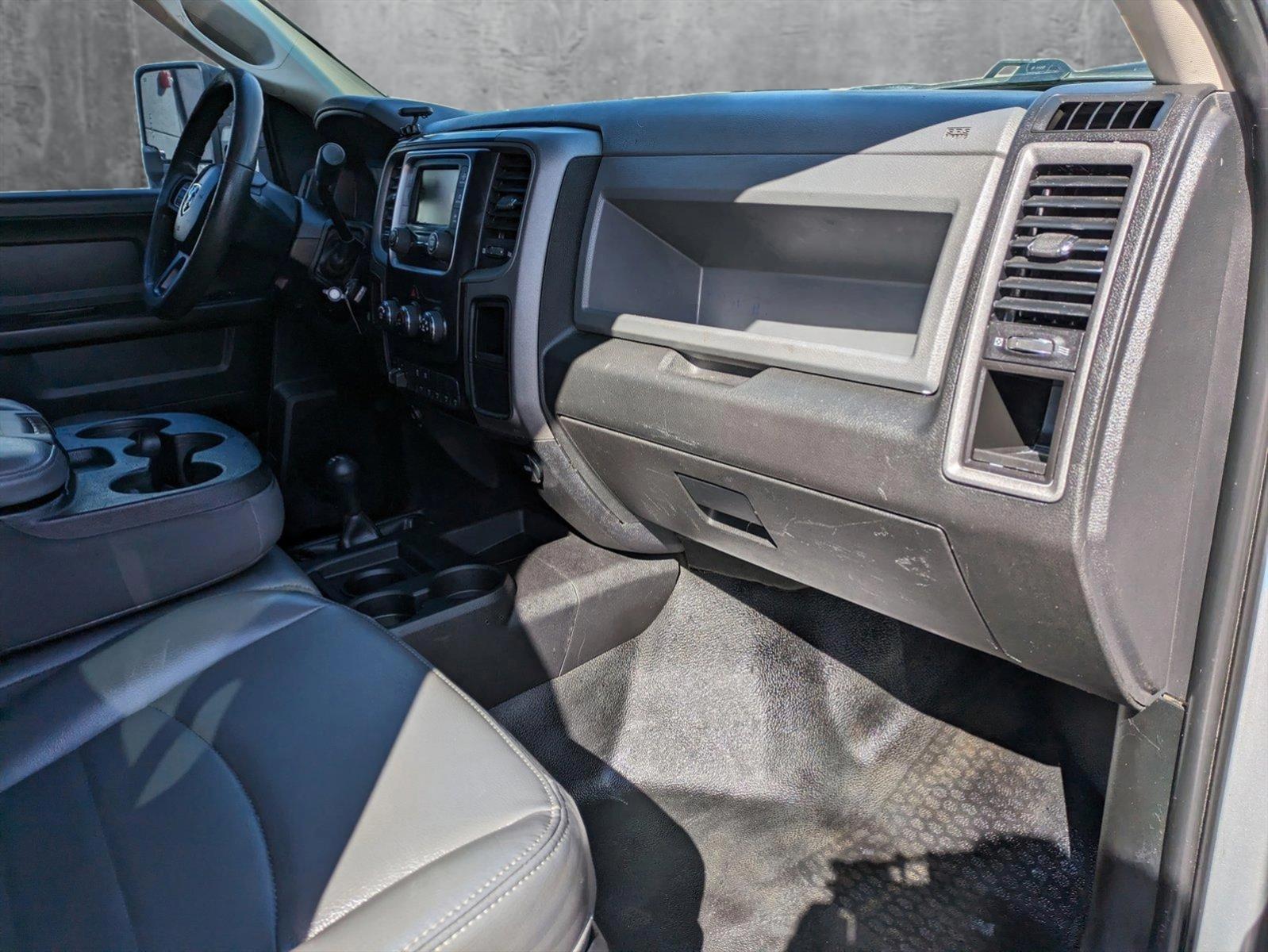 2018 Ram 3500 Chassis Cab Vehicle Photo in Las Vegas, NV 89149