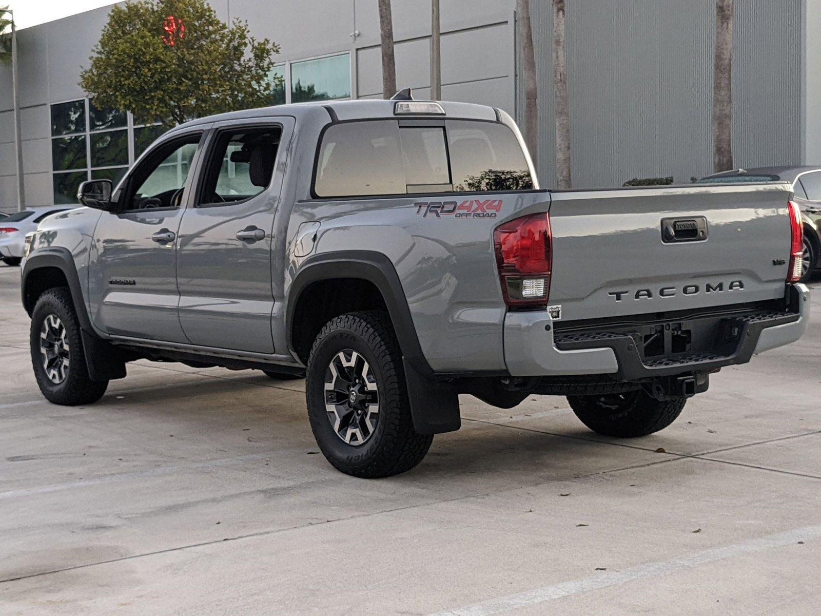 2019 Toyota Tacoma 4WD Vehicle Photo in Davie, FL 33331