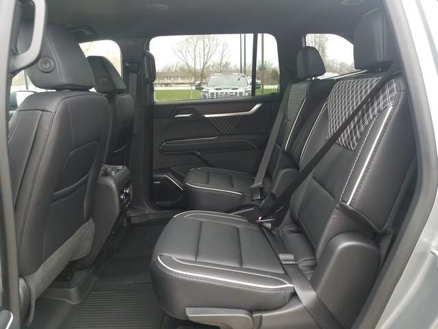 2025 GMC Acadia Vehicle Photo in ELYRIA, OH 44035-6349