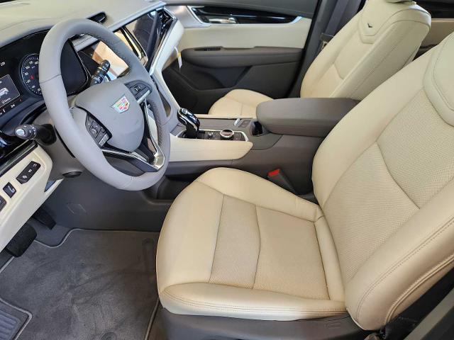 2025 Cadillac XT6 Vehicle Photo in HOUSTON, TX 77079