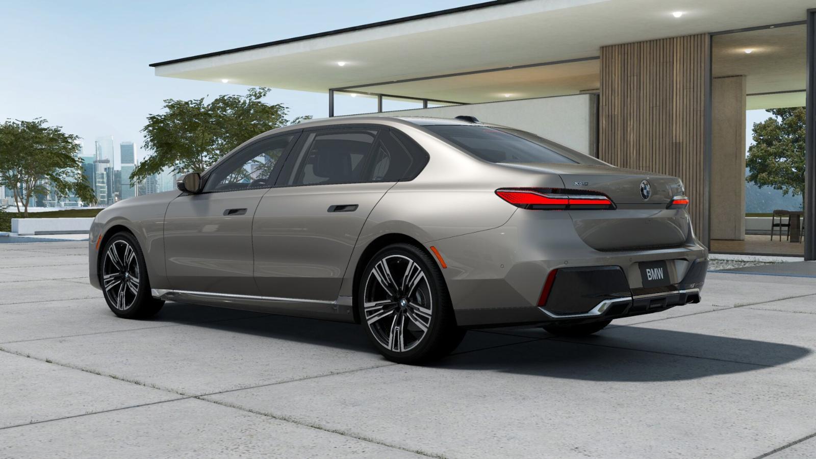 2025 BMW 740i xDrive Vehicle Photo in GRAPEVINE, TX 76051