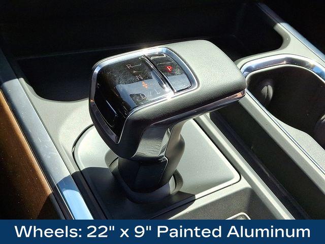 2024 Chevrolet Silverado 1500 Vehicle Photo in DANBURY, CT 06810-5034