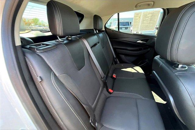 2022 Buick Encore GX Vehicle Photo in TOPEKA, KS 66609-0000