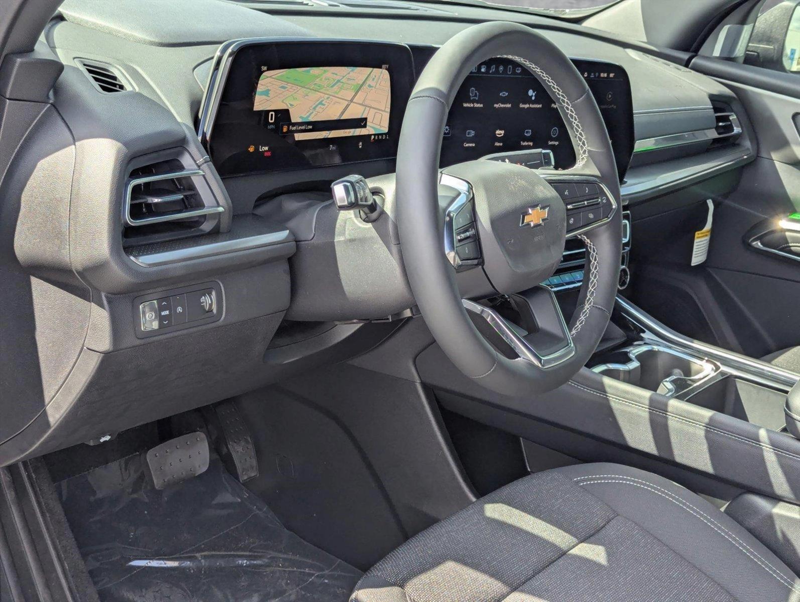 2025 Chevrolet Traverse Vehicle Photo in PEMBROKE PINES, FL 33024-6534