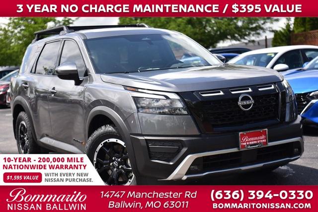 2025 Nissan Pathfinder Vehicle Photo in Ballwin, MO 63011