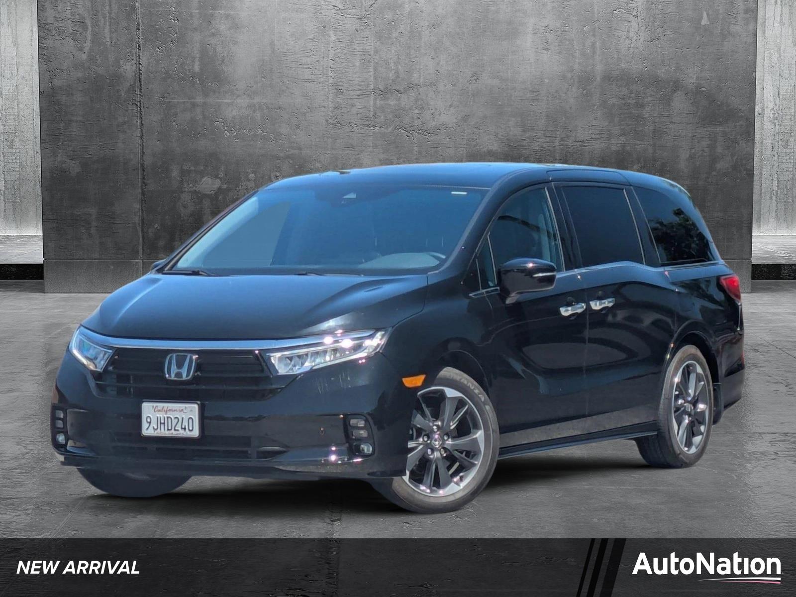 2024 Honda Odyssey Vehicle Photo in Valencia, CA 91355-1794