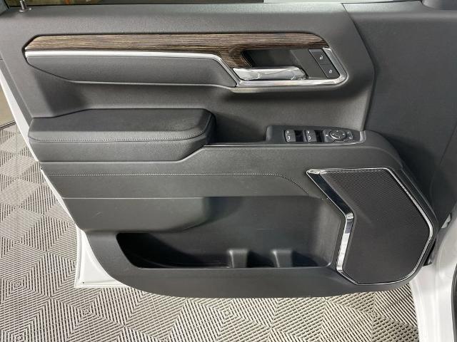 2023 GMC Sierra 1500 Vehicle Photo in GILBERT, AZ 85297-0402