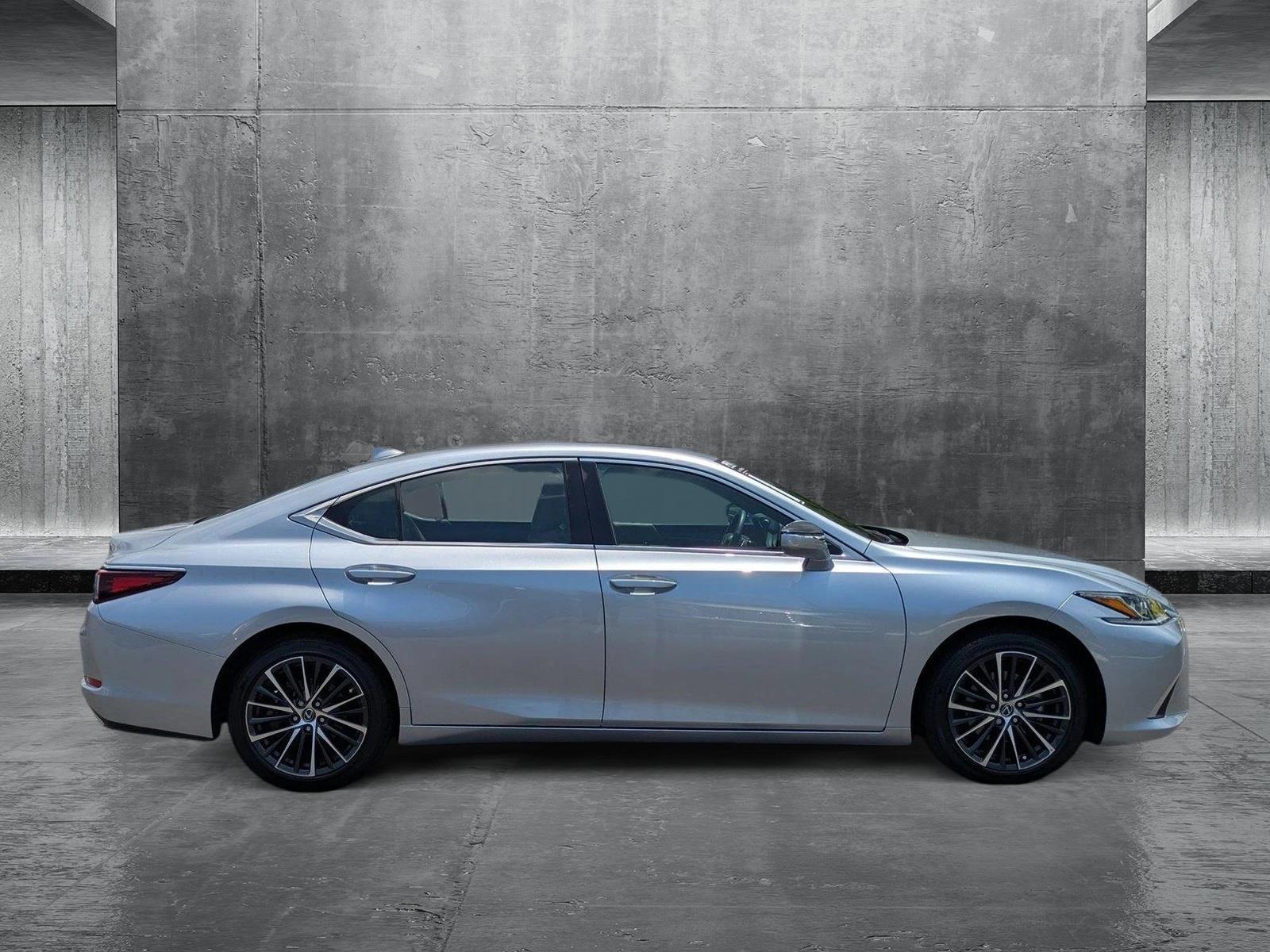 2024 Lexus ES 350 Vehicle Photo in Clearwater, FL 33761