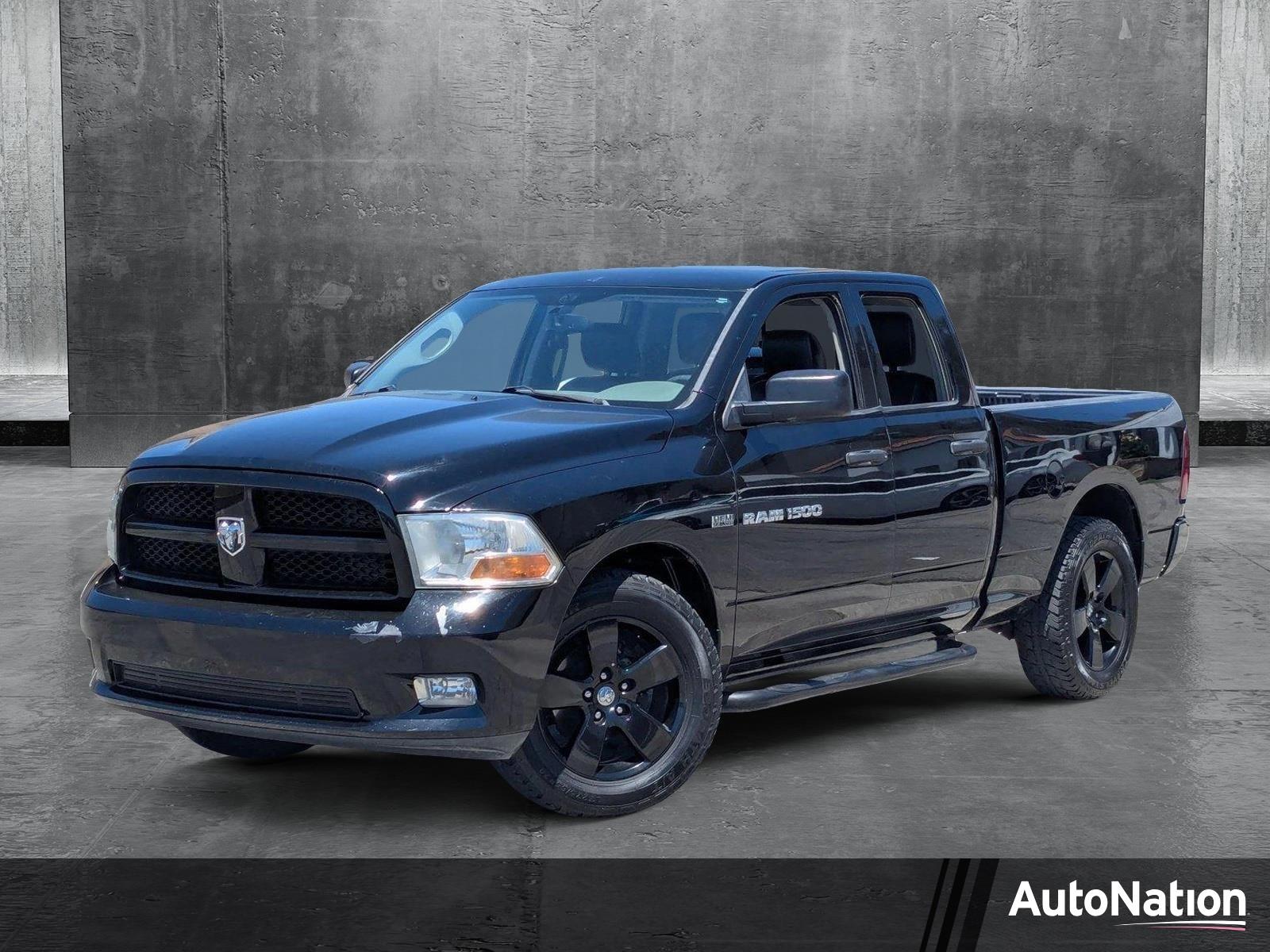 2012 Ram 1500 Vehicle Photo in Valencia, CA 91355