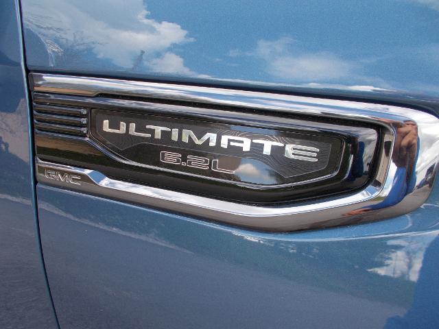 2025 GMC Sierra 1500 Vehicle Photo in LOWELL, MA 01852-4336
