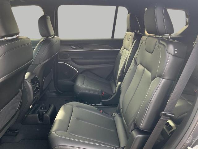 2025 Jeep Grand Cherokee L Vehicle Photo in Kaukauna, WI 54130