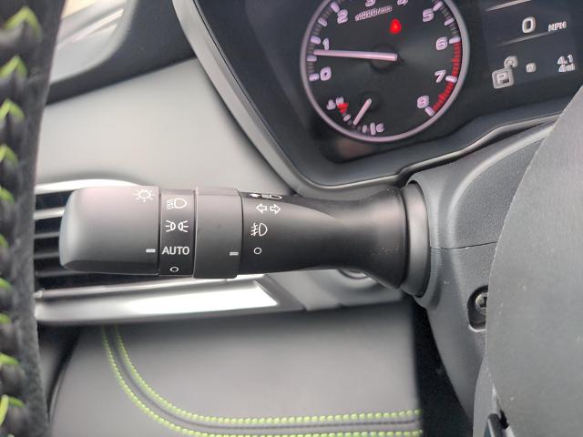 2025 Subaru Outback Vehicle Photo in Green Bay, WI 54304