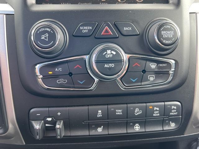 2016 Ram 2500 Vehicle Photo in GREEN BAY, WI 54304-5303