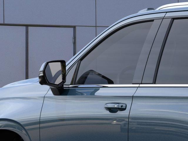 2025 Chevrolet Tahoe Vehicle Photo in KANSAS CITY, MO 64114-4502