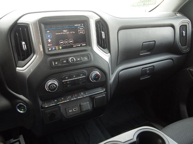 2022 Chevrolet Silverado 1500 Vehicle Photo in MADISON, IN 47250-1611