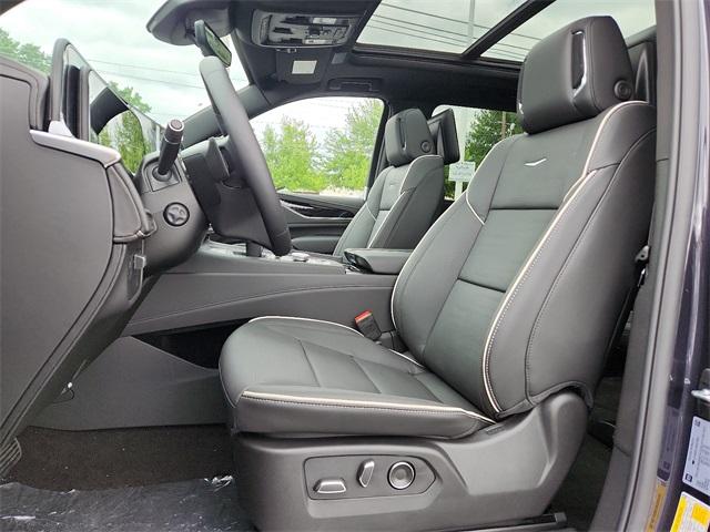 2024 Cadillac Escalade ESV Vehicle Photo in ALLENTOWN, PA 18103-7399