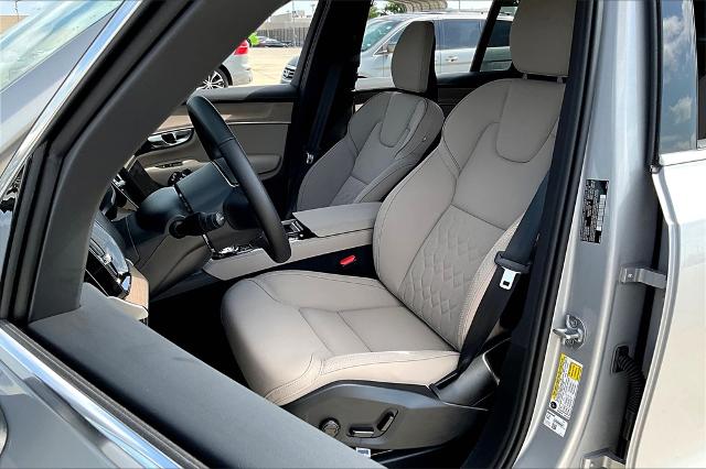2025 Volvo XC90 Vehicle Photo in Grapevine, TX 76051