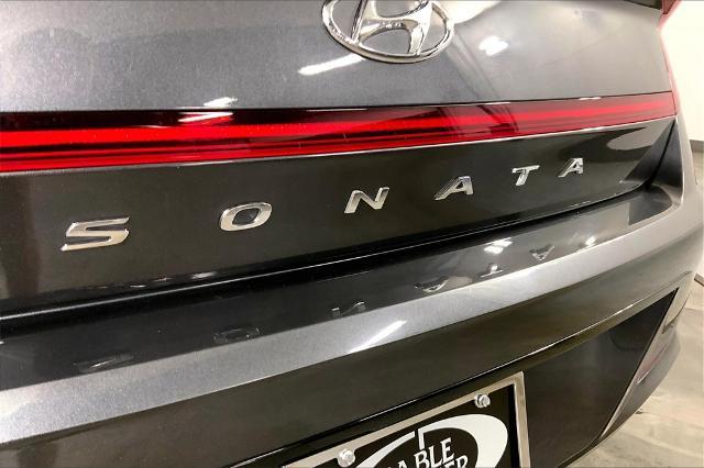 2021 Hyundai SONATA Vehicle Photo in Lees Summit, MO 64086