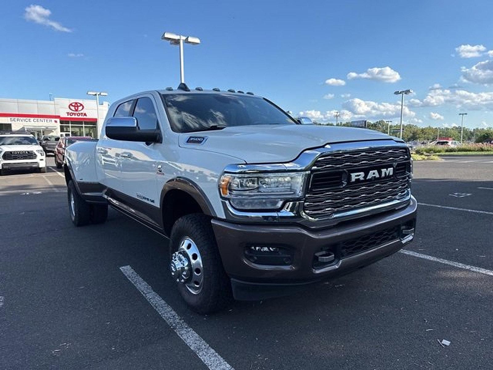 2022 Ram 3500 Vehicle Photo in Trevose, PA 19053