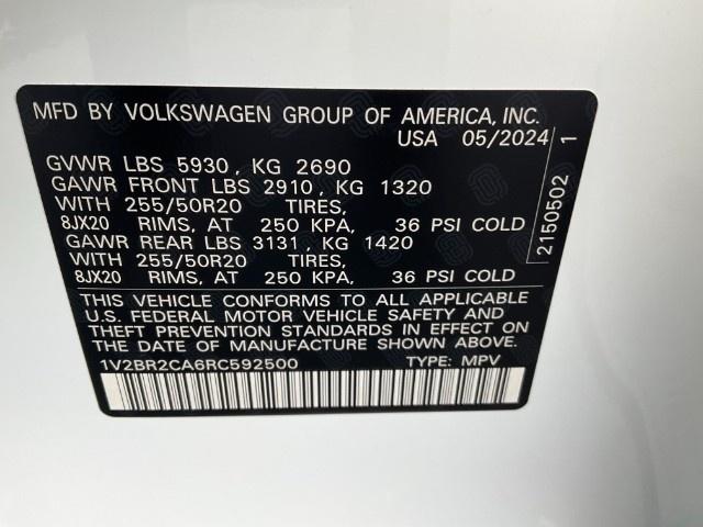 2024 Volkswagen Atlas Vehicle Photo in Oshkosh, WI 54904