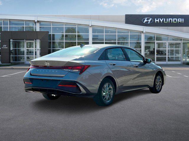 2024 Hyundai ELANTRA Vehicle Photo in Shiloh, IL 62269