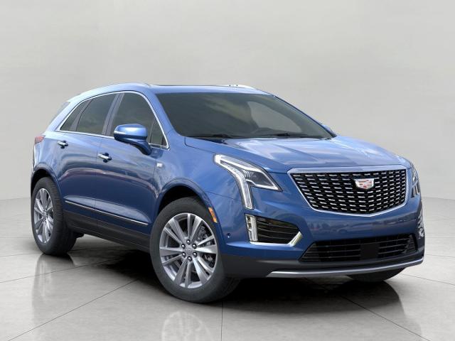 2025 Cadillac XT5 Vehicle Photo in GREEN BAY, WI 54303-3330