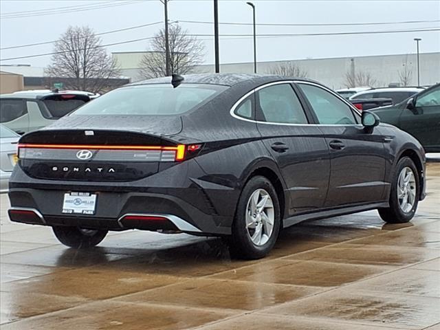 2025 Hyundai SONATA Vehicle Photo in Peoria, IL 61615