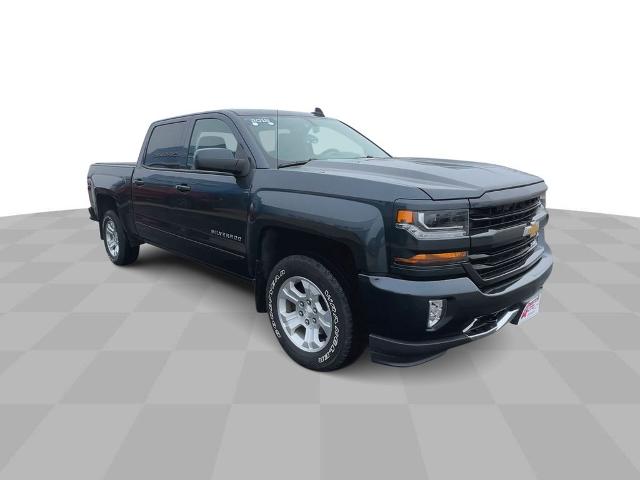 Used 2018 Chevrolet Silverado 1500 LT with VIN 3GCUKREC3JG470619 for sale in Lewiston, MN